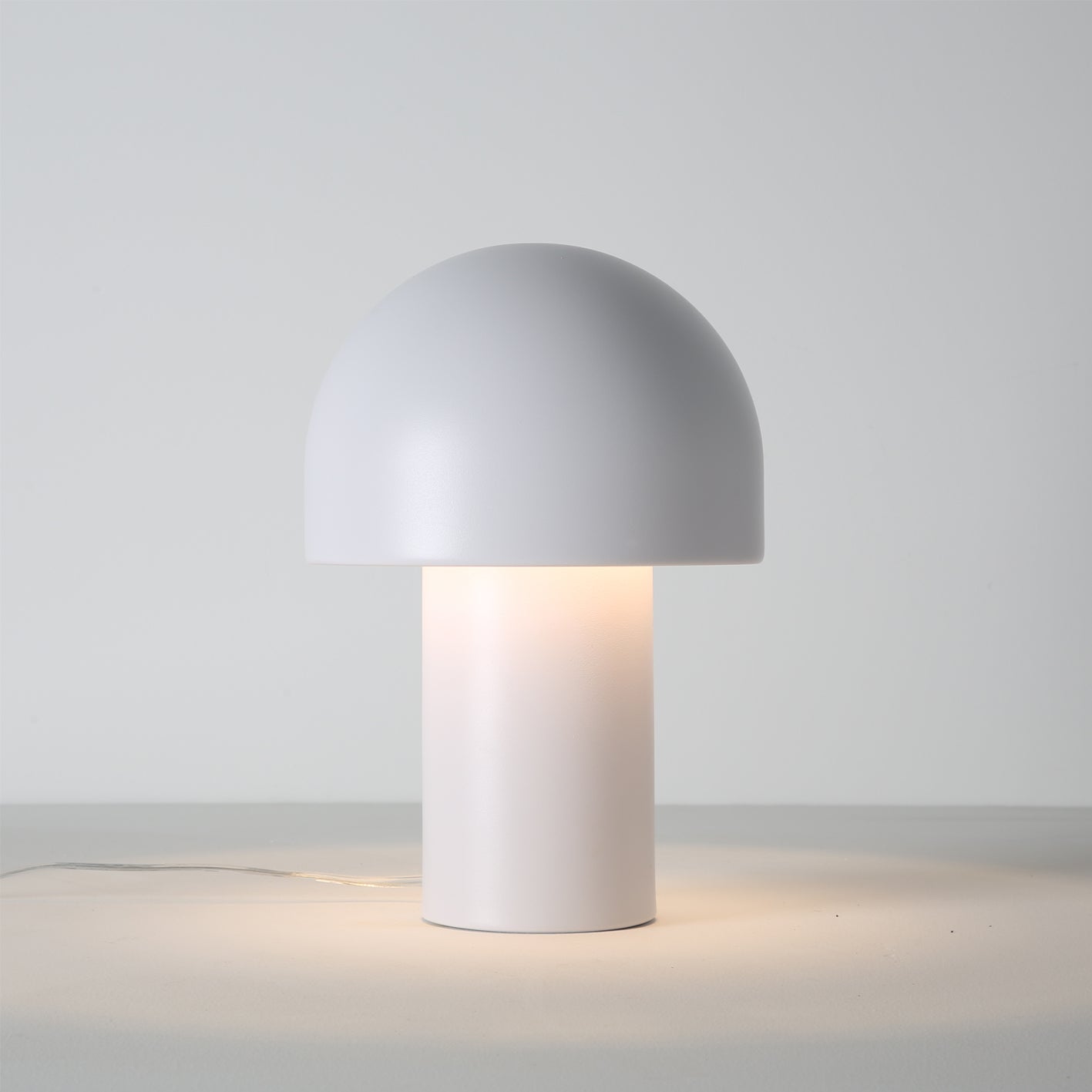 Leery Table Lamp - YhLamps