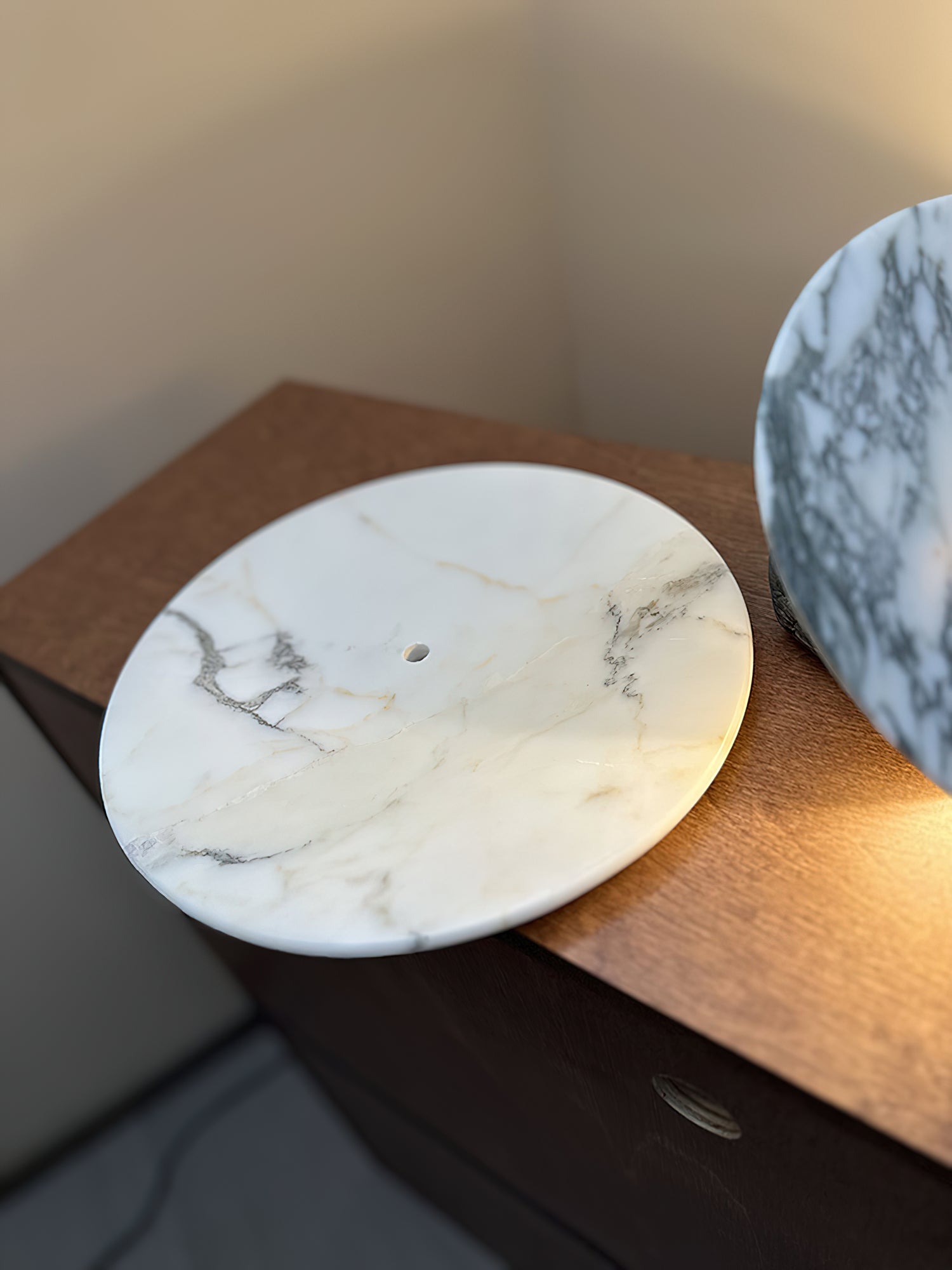 Messier Marble Rechargeable Wall Lamp - YhLamps