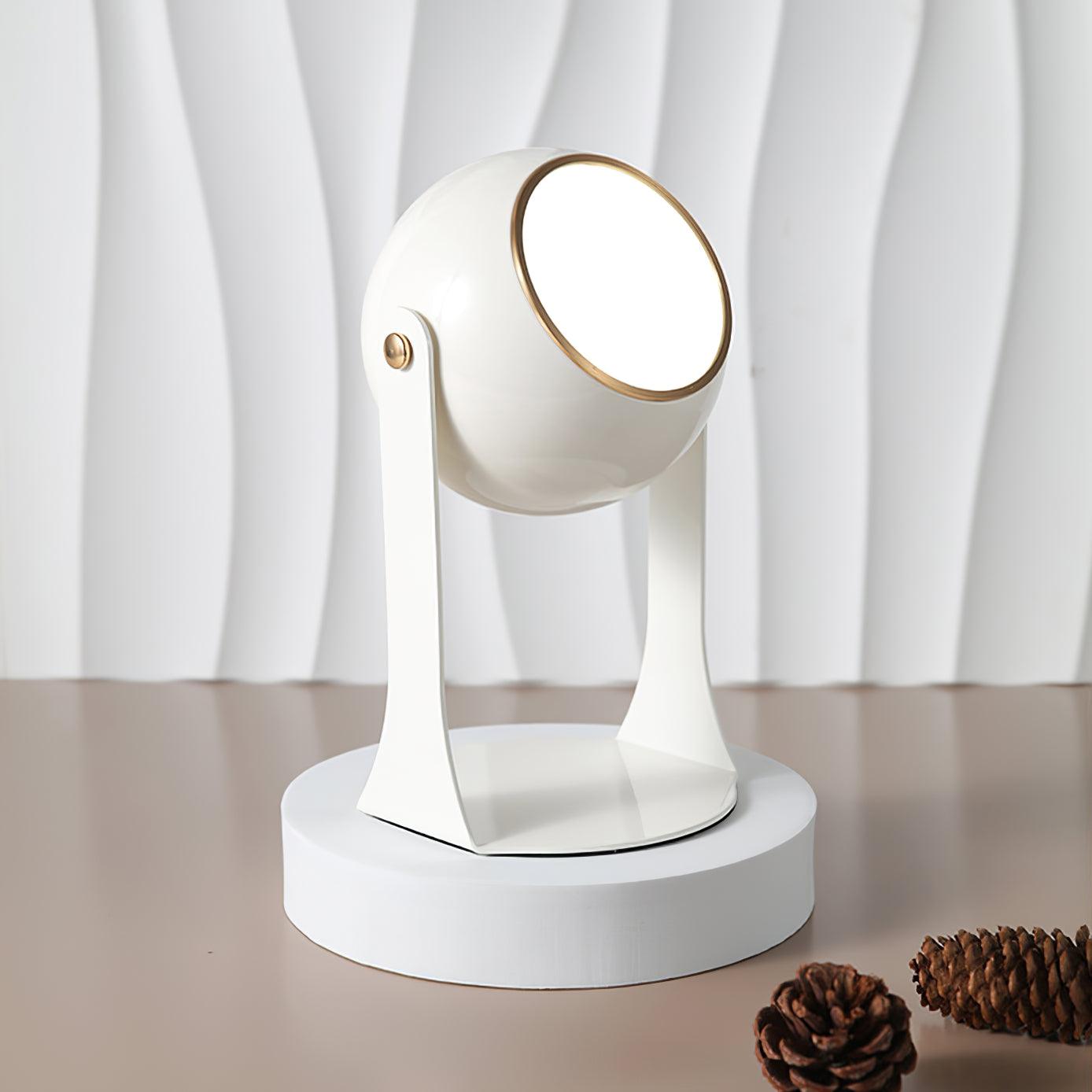 Svejk Built-in Battery Table Lamp - YhLamps