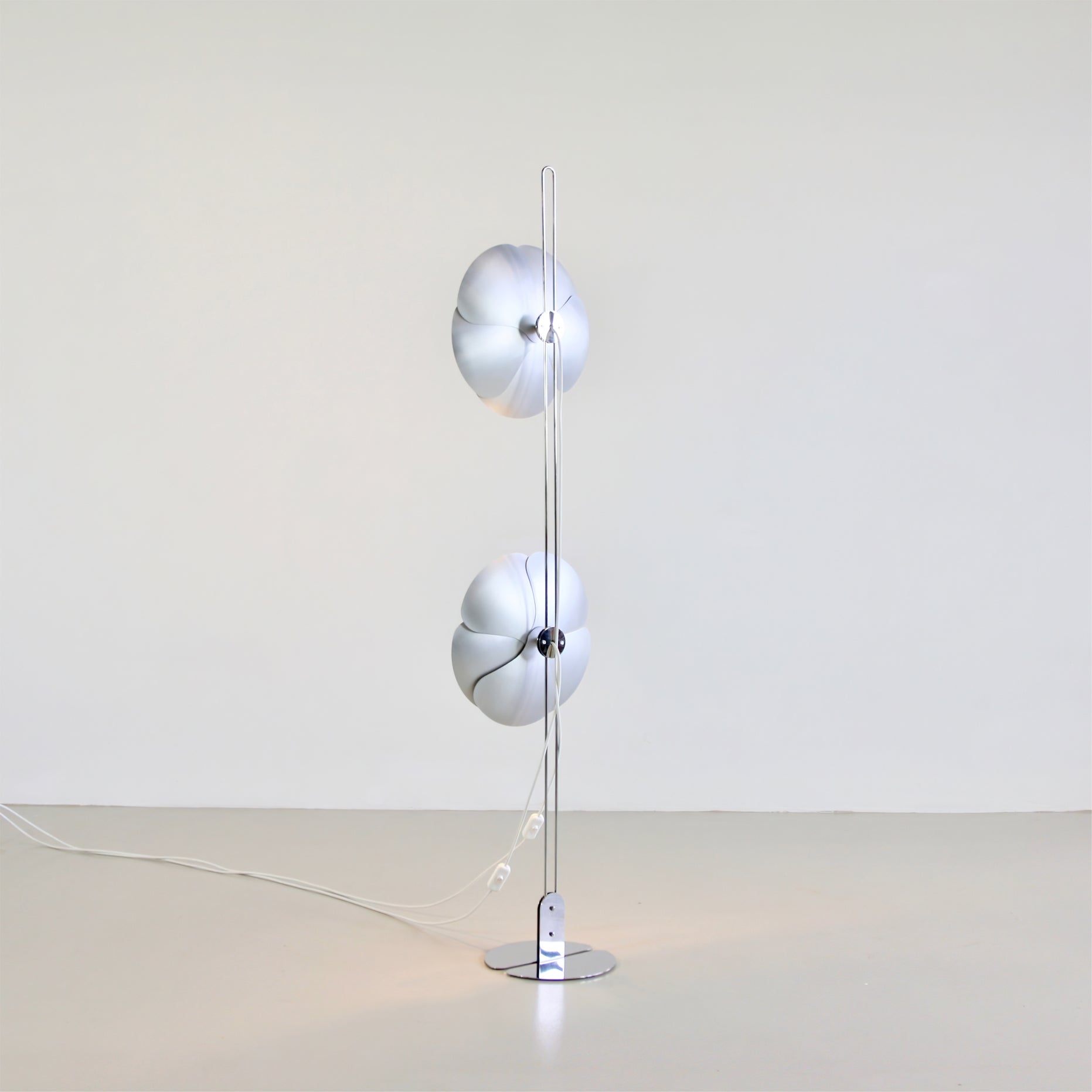 Flower Silver Floor Lamp - YhLamps