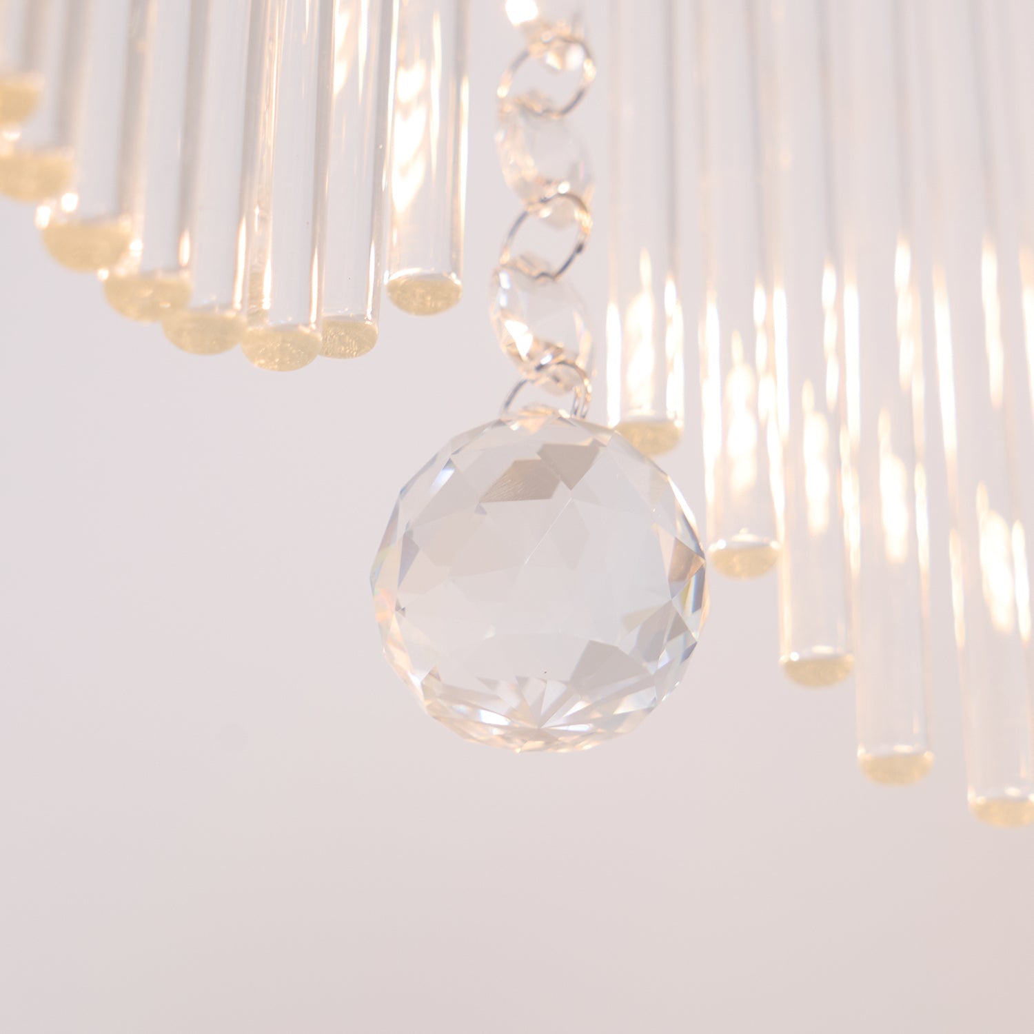 Vacarro Chandelier - YhLamps
